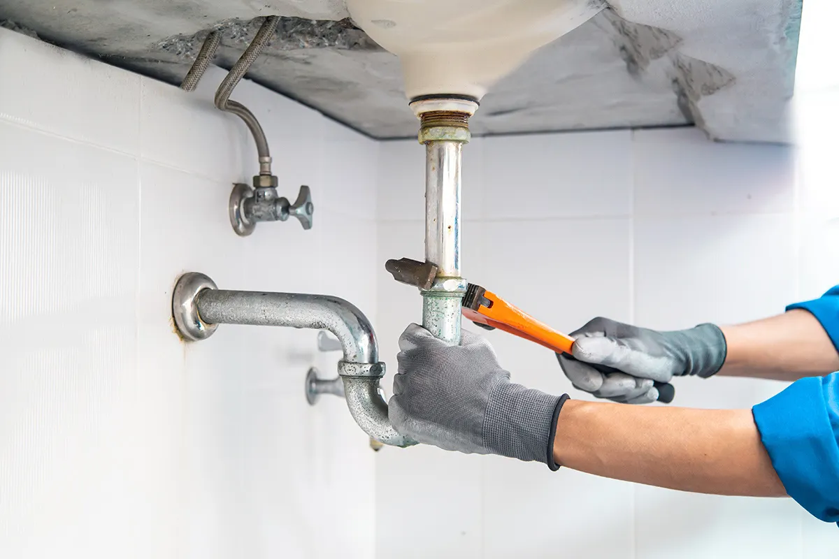 彩潔清洗工坊-台中冷氣清洗-台中洗衣機清洗-彰化水塔清洗_services_水管_01